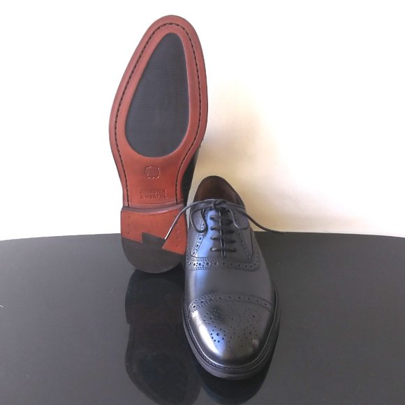 Johnston & Murphy Men\'s Daley Cap Toe in Cool Looking Black Full Grain Leather